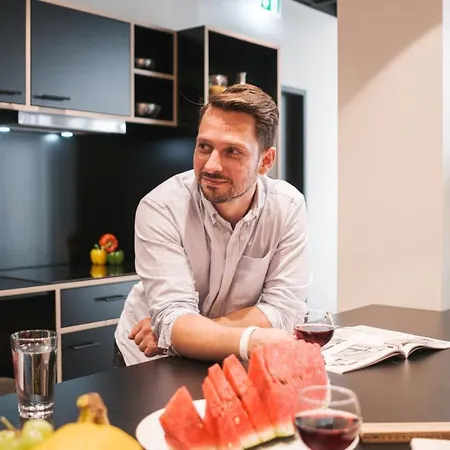 Moliving - Design & Duesseldorf-neuss 4* Нойс