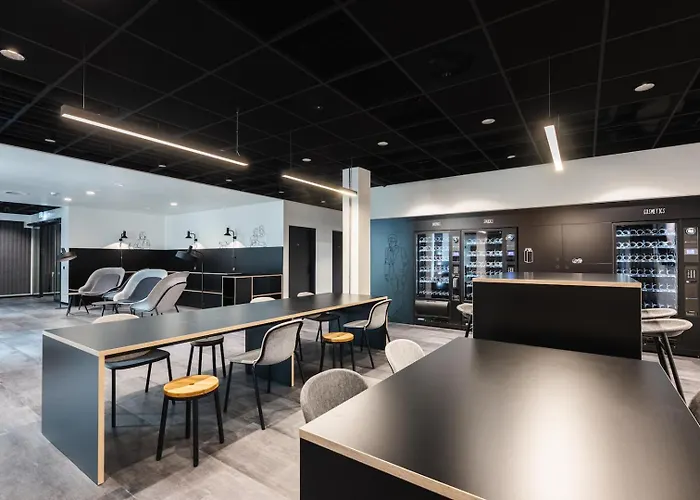 Aparthotel Moliving - Design & Duesseldorf-neuss 4*